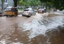AGAIN ABUJA ROADS FLOODED AFTER HEAVY DOWNPOUR, SEE PICS