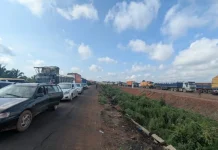 GRIDLOCK RETURNS TO ABUJA- KADUNA EXPRESSWAY, TRAVELLERS STRANDED